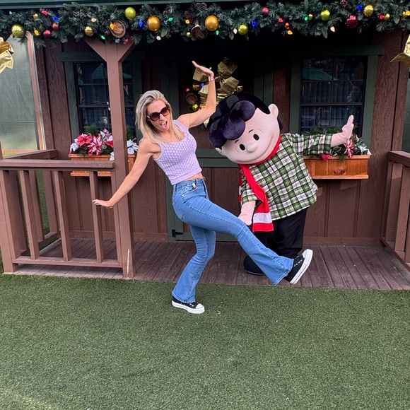 Daryn 2 Way Sweater tank - Picture 9 of 9